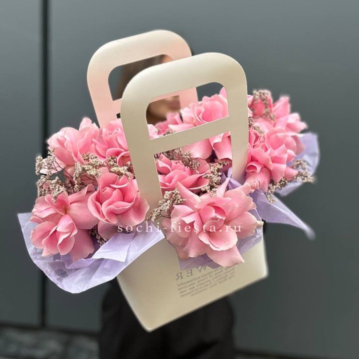 Сумочка розовых роз "Плинки" в Архангельске