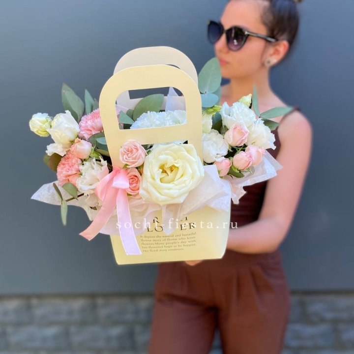 Цветочная сумочка "Рафаэль" в Архангельске