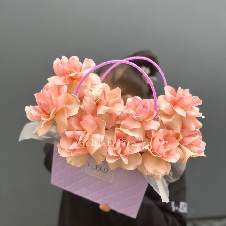 Сумочка с розами "Кети" в Архангельске