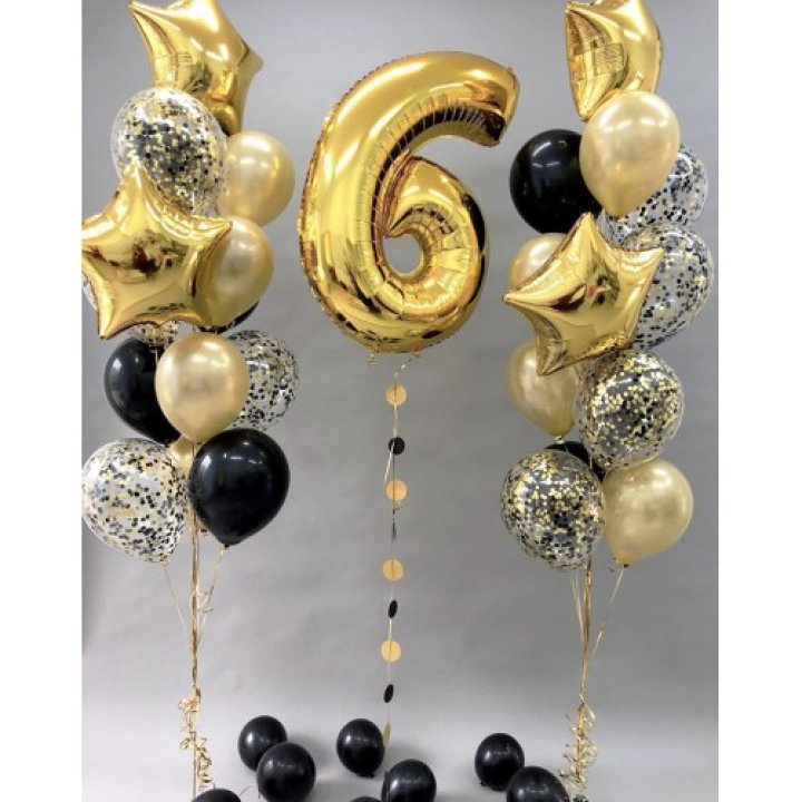 Цифра с фонтанами шаров  в Архангельске