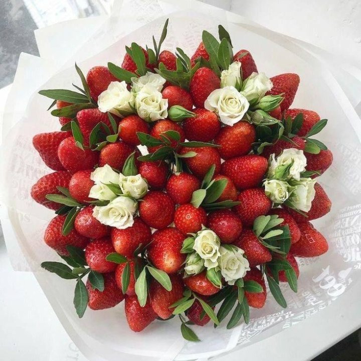 Клубника со сливками №2 в Архангельске