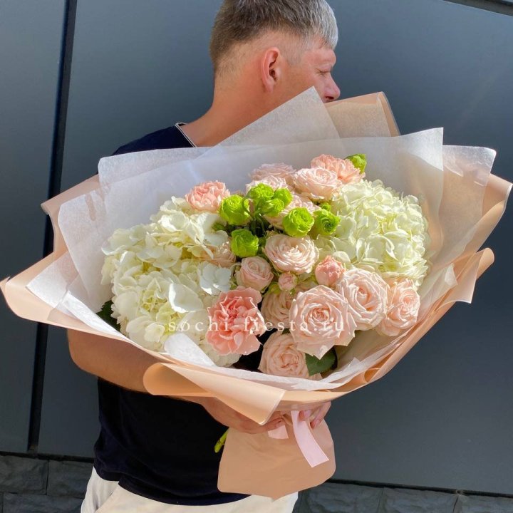 Авторский букет "Нежный крем" в Архангельске