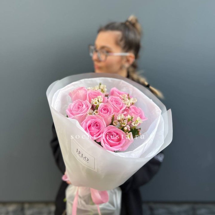 Букет розовых роз  в Архангельске