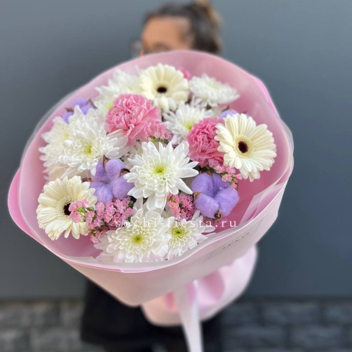 Букет цветов "Пинк спринг" в Архангельске