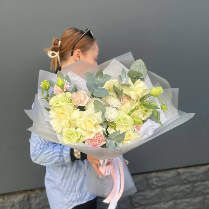  Букет  "Тонкая луна" в Архангельске