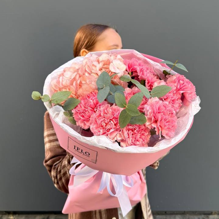 Дуо диантусы и гортензия в Архангельске