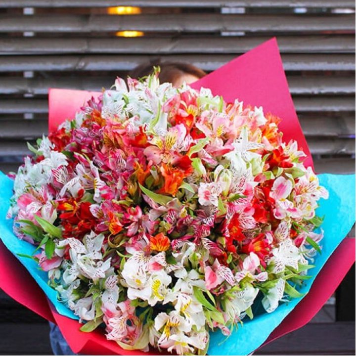 101 альстромерия в Архангельске