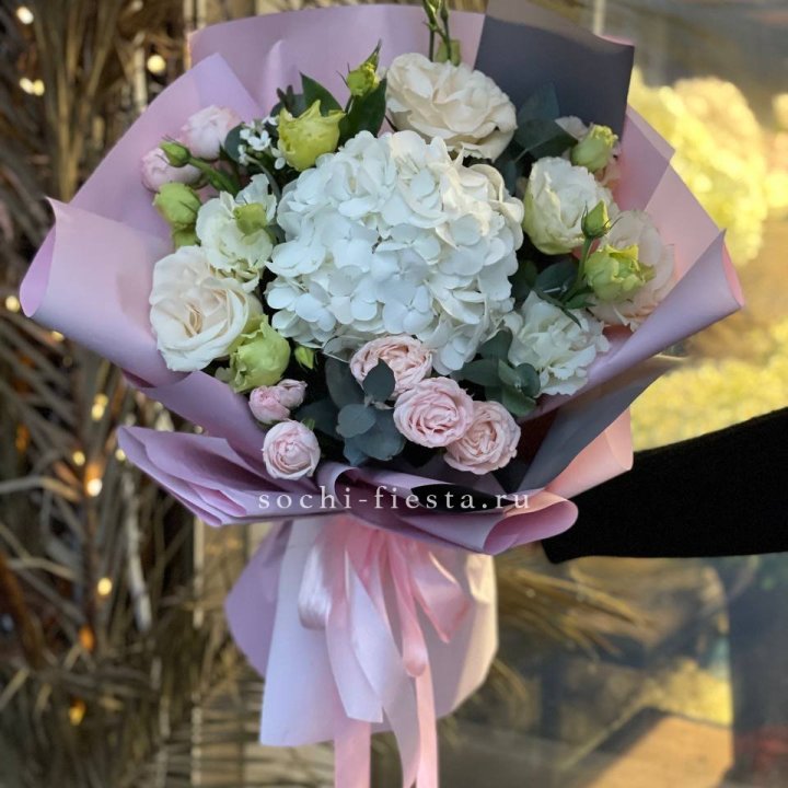 Букет с гортензией №3 в Архангельске