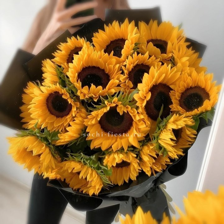 Букет подсолнухов "Гига" в Архангельске