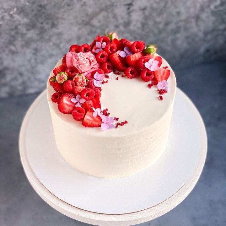 Торт "Малина" в Архангельске