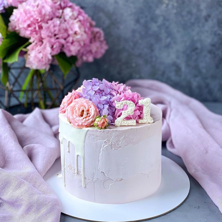 Торт с цифрой в Архангельске