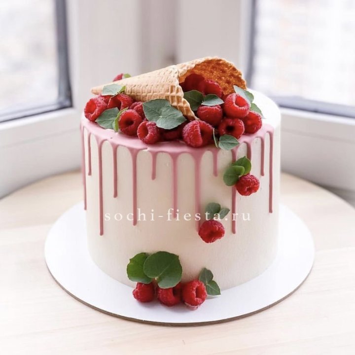 Торт "Ягодный" в Архангельске