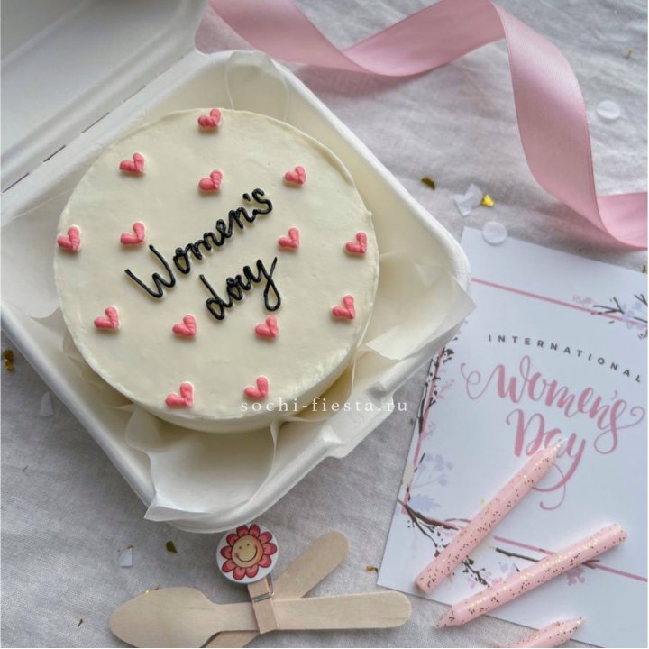 Бенто-торт "Дорогим женщинам"  в Архангельске
