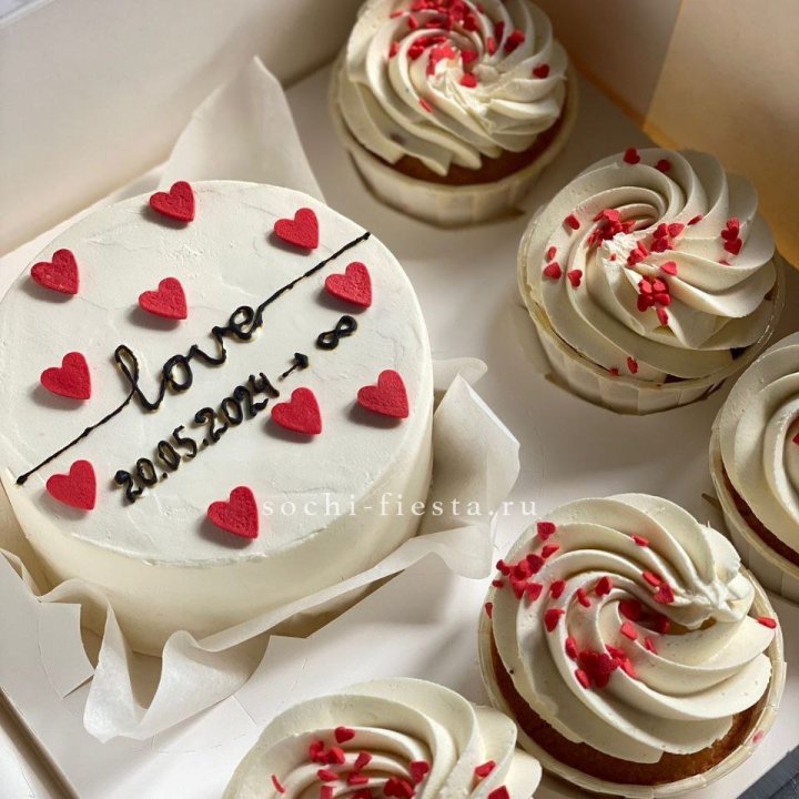 Капкейки и бенто-торт "Любимые" в Архангельске