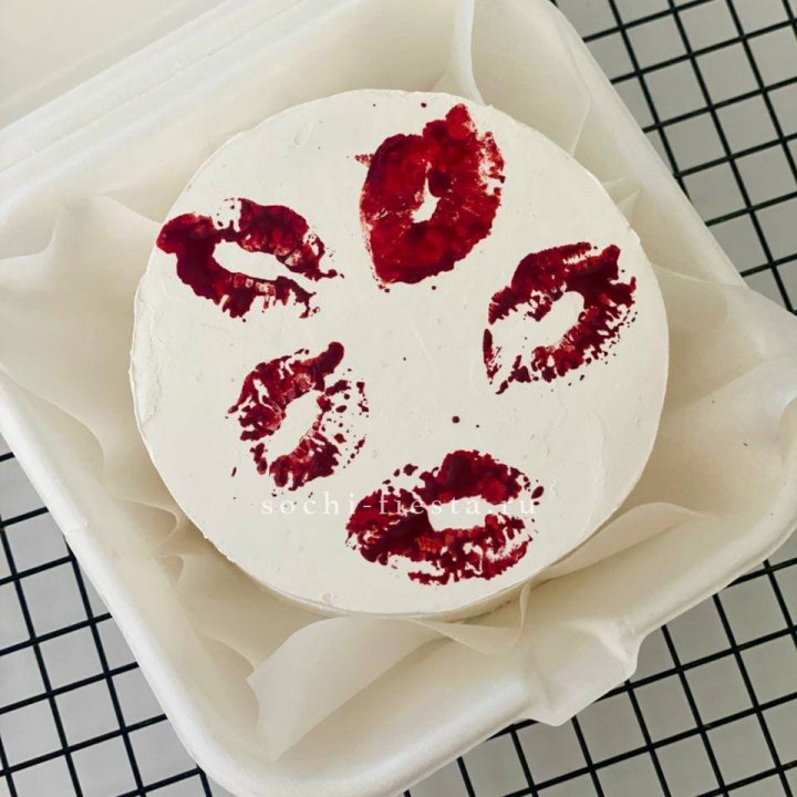 Бенто-торт "Поцелуй" в Архангельске