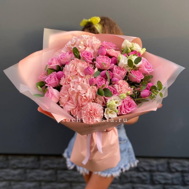 Авторский букет "Восторг" в Архангельске