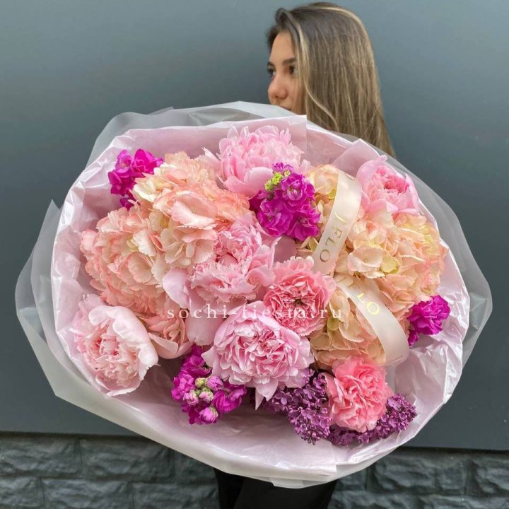  Букет "Фловер пионс" в Архангельске