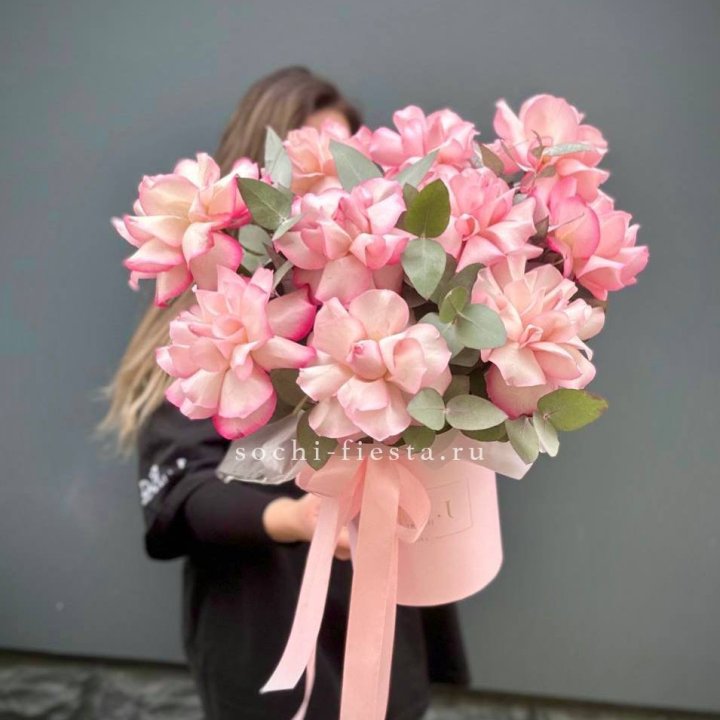 11 Фрунцузских роз "Венди" в Архангельске