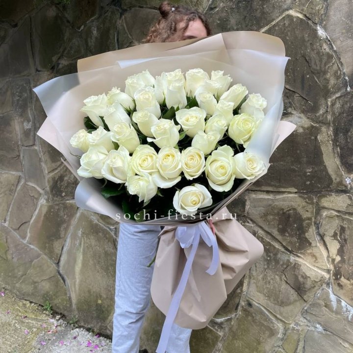 35 голландских роз в Архангельске