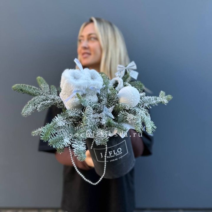 Новогодний бокс "Ботс вайт" в Архангельске