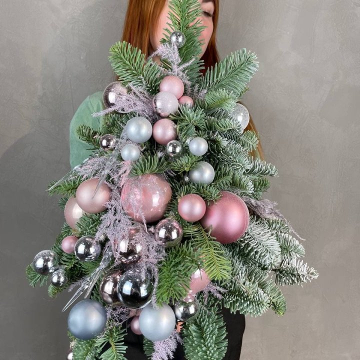 Новогодняя елочка "Розе голд" в Архангельске