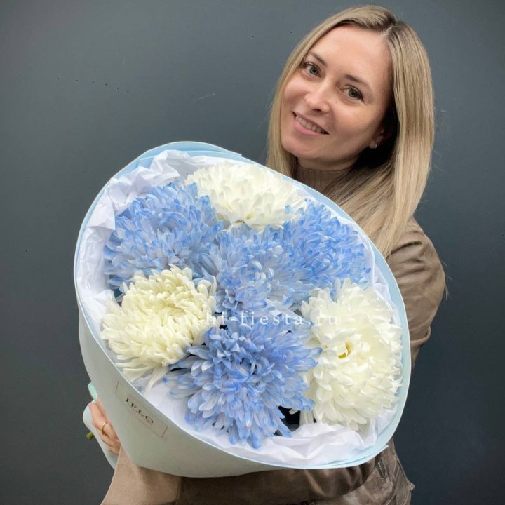 Букет из 7 хризантем  в Архангельске