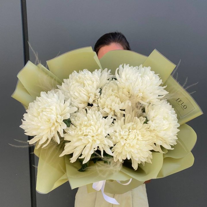 Букет одноголовых хризантем  в Архангельске