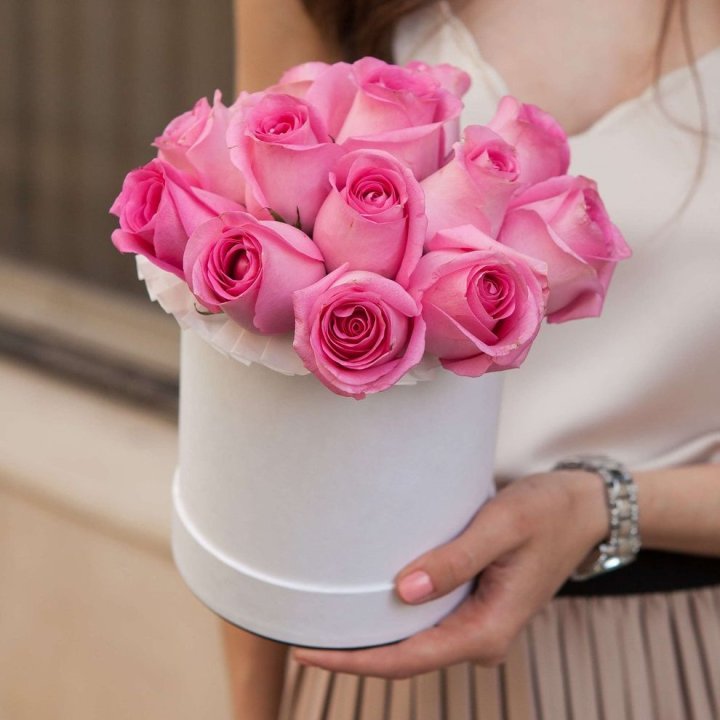 15 роз в боксе Кэтрин в Архангельске