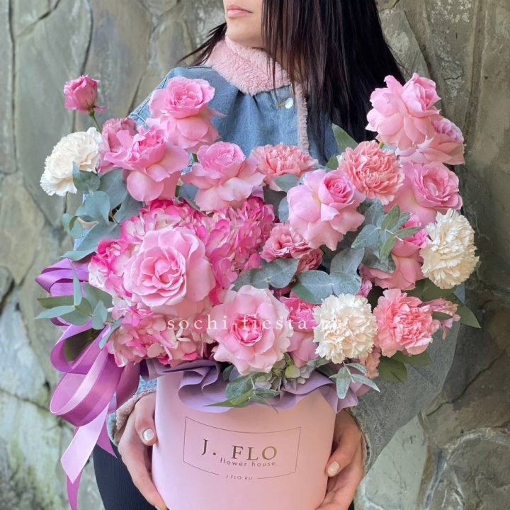 Цветочный бокс "Эсмиральда" в Архангельске