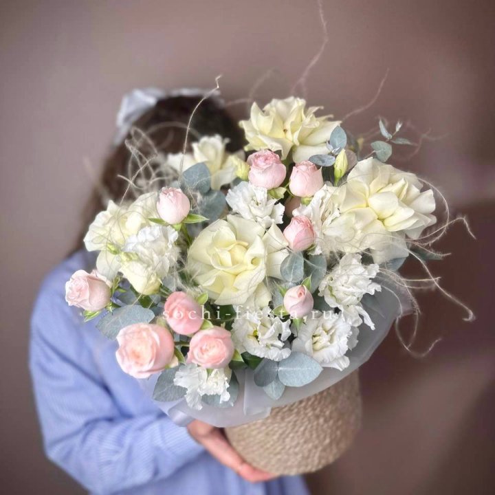 Авторский бокс "Милена" в джутовом кашпо в Архангельске