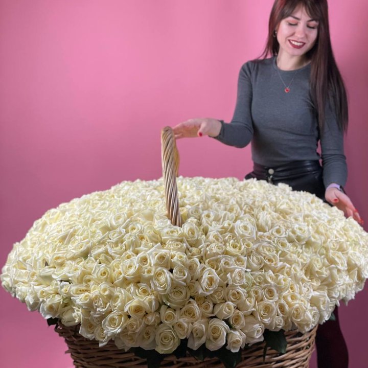 1001 белая роза в Архангельске