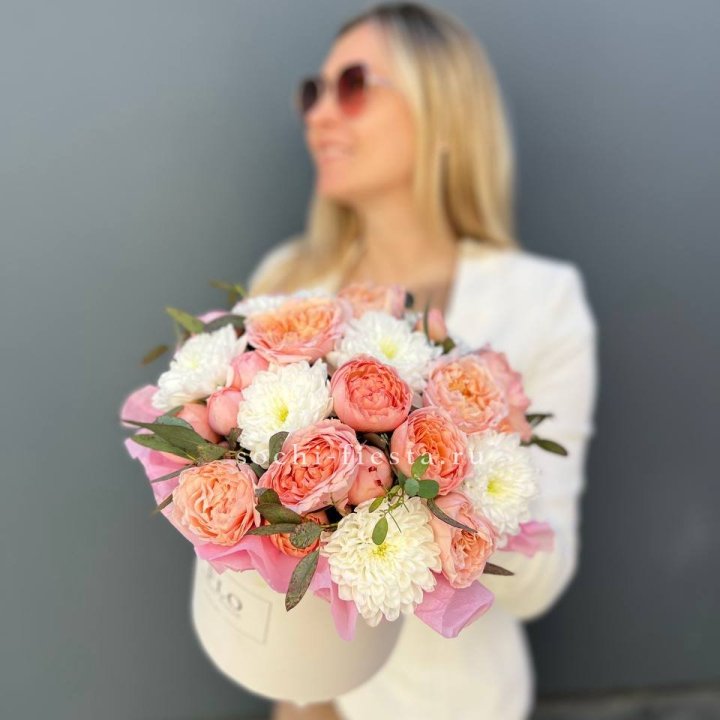 Нежная коробка с цветами в Архангельске