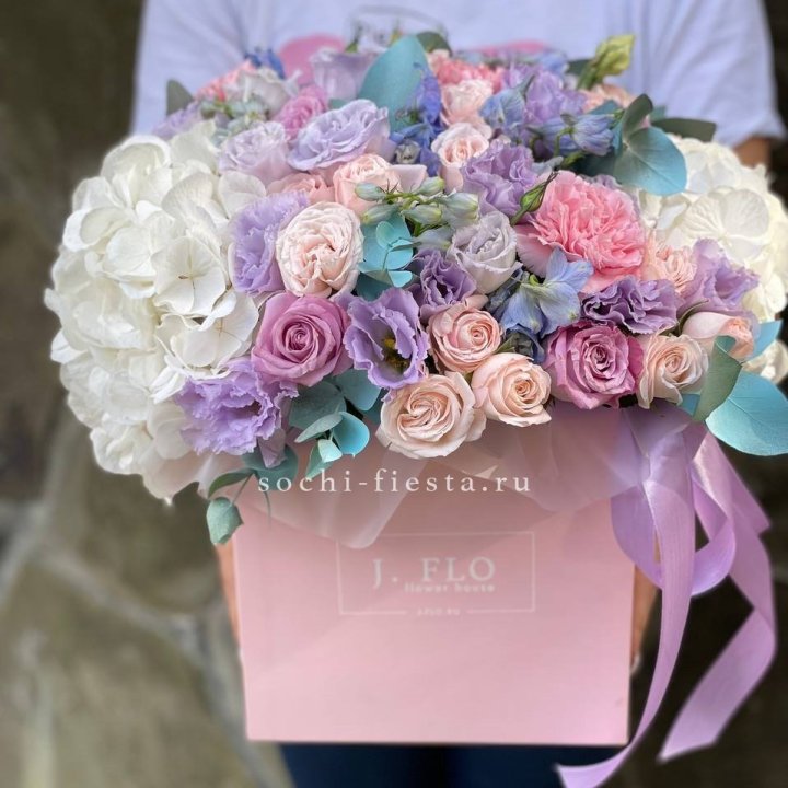 Цветочный бокс макси каб в Архангельске