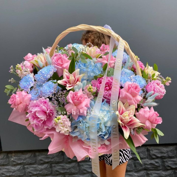 Яркая корзина "Летнее настроение" в Архангельске