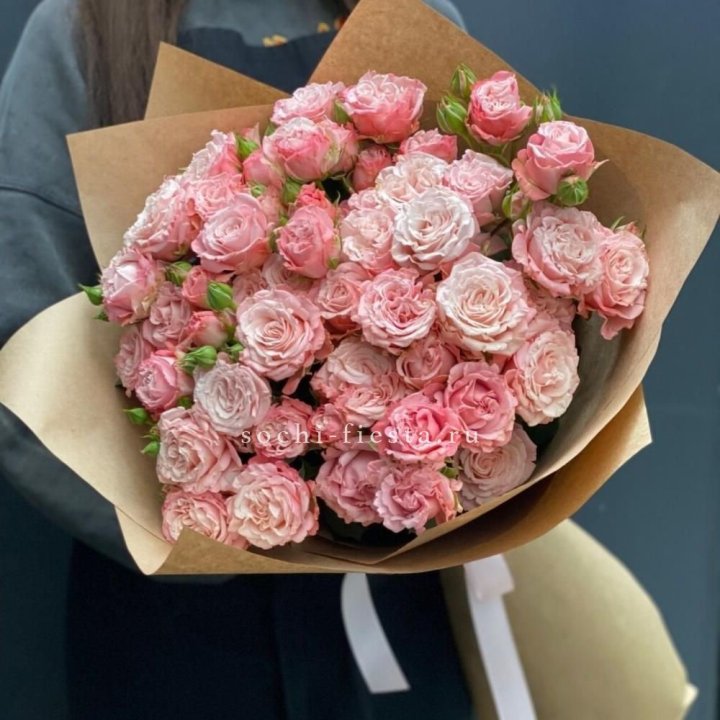 Пионовидные розы Bombastic №2 в Архангельске