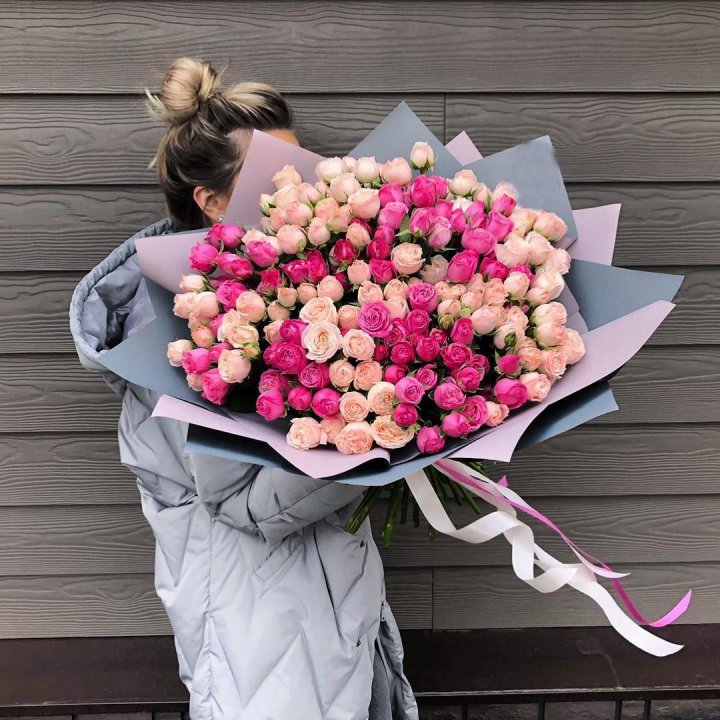 55 роз микс кустовых в Архангельске