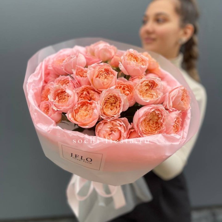 Букет из пионовидных роз Джульетта в Архангельске