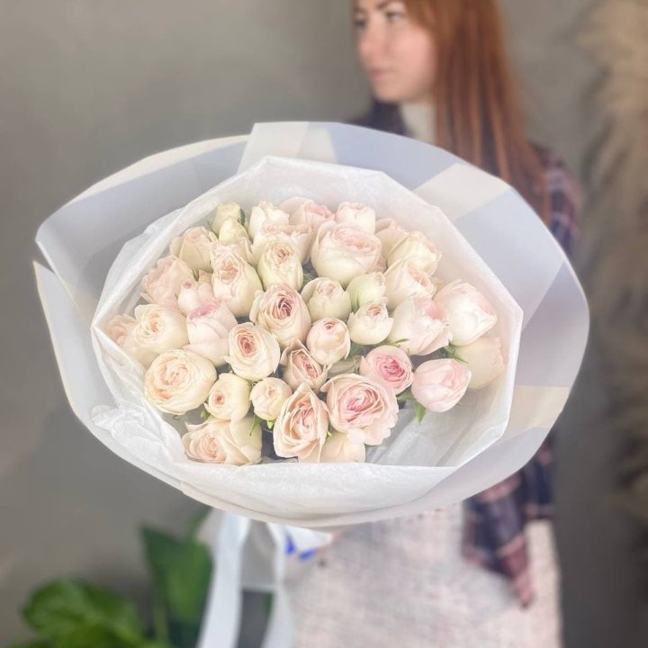 Букет кустовых роз в Архангельске