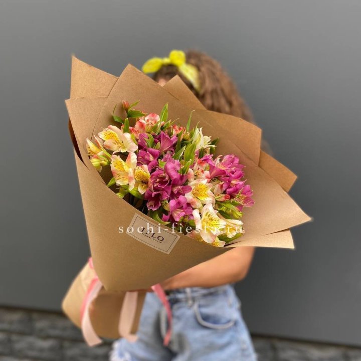 Альстромерии в крафте в Архангельске