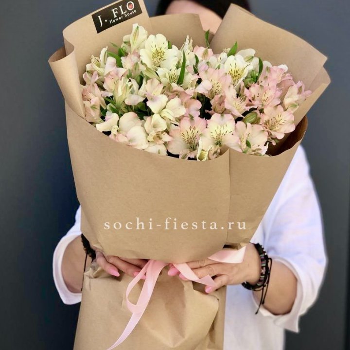 17  альстромерий в крафте в Архангельске