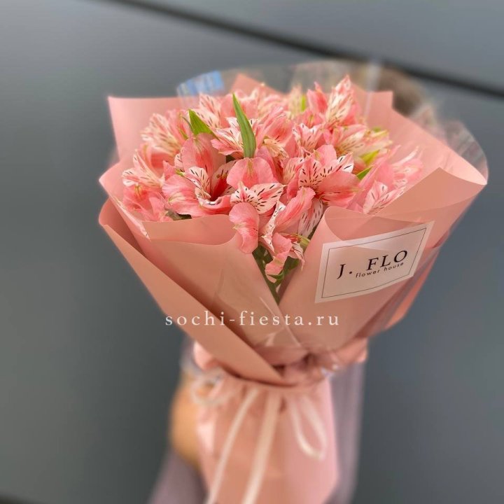Букет альстромерий розовых в Архангельске