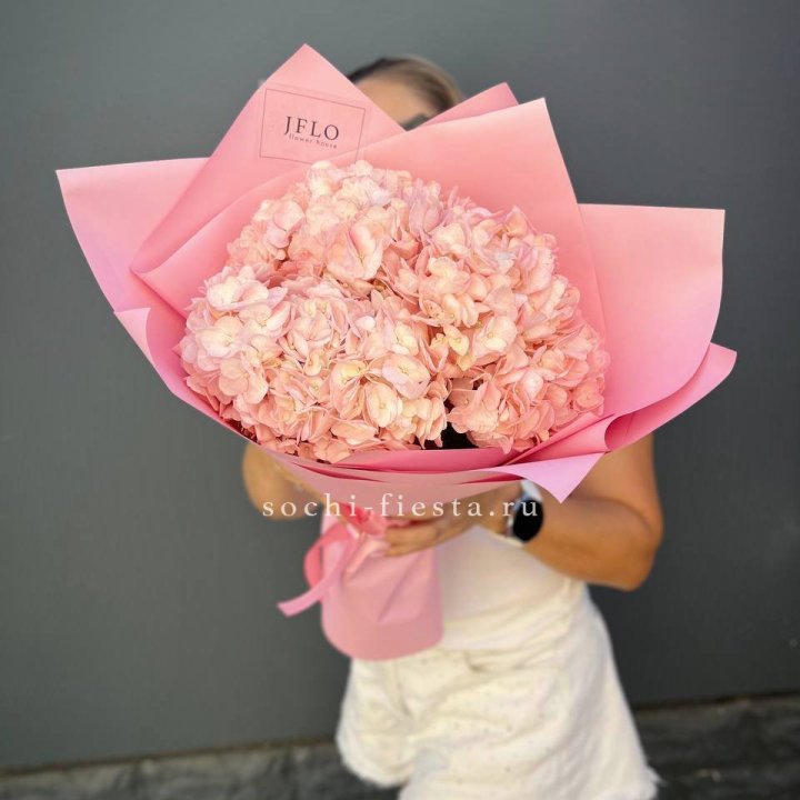 Букет гортензий "Крем" в Архангельске