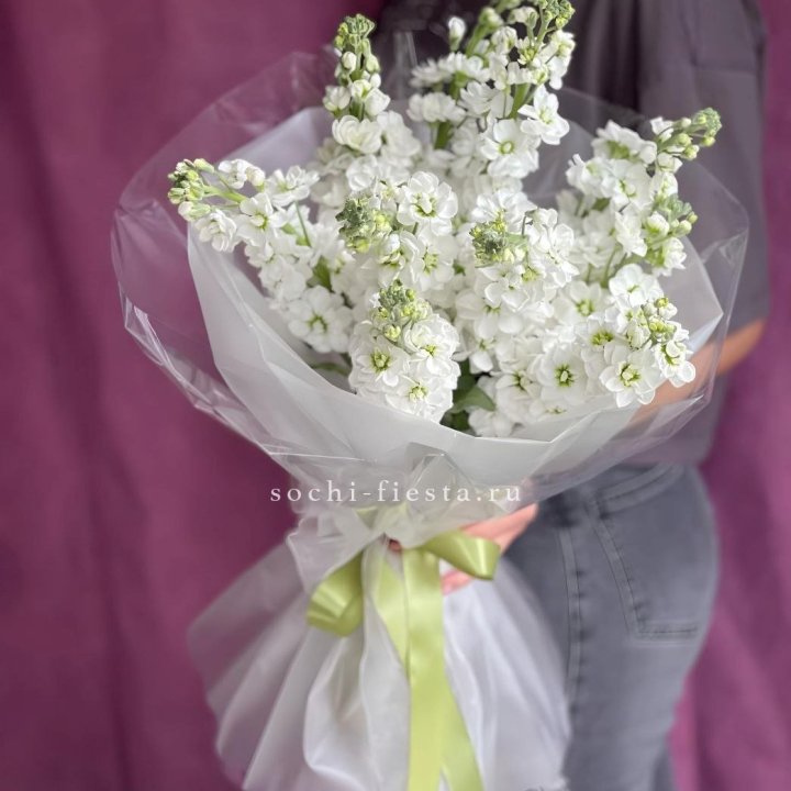 Букет ароматной маттиоллы №1 в Архангельске