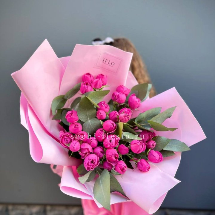 Пионовидные розы баблс в Архангельске