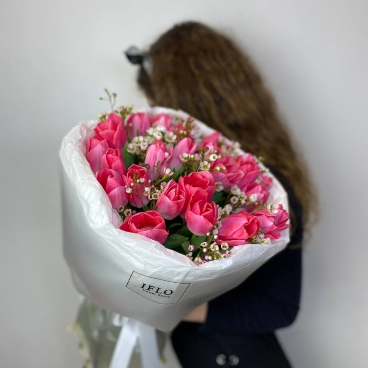 Дуо тюльпаны с хамелациумом в Архангельске