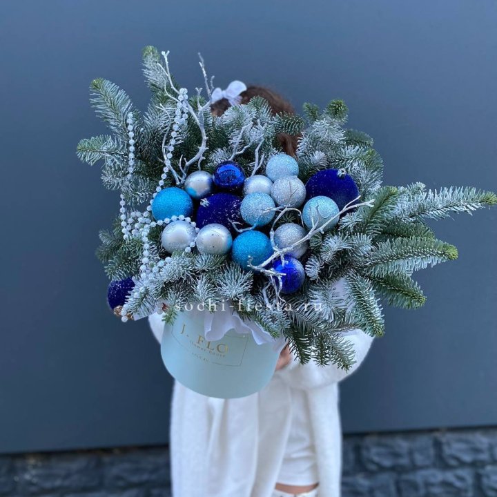 Композиция "Голубая бездна" в Архангельске