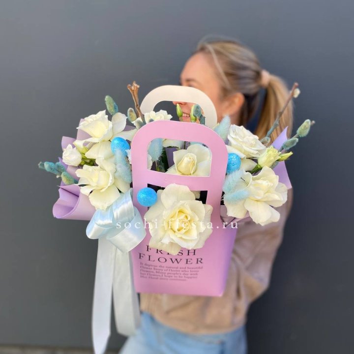 Цветочная сумочка "Пасхальная композиция" в Архангельске