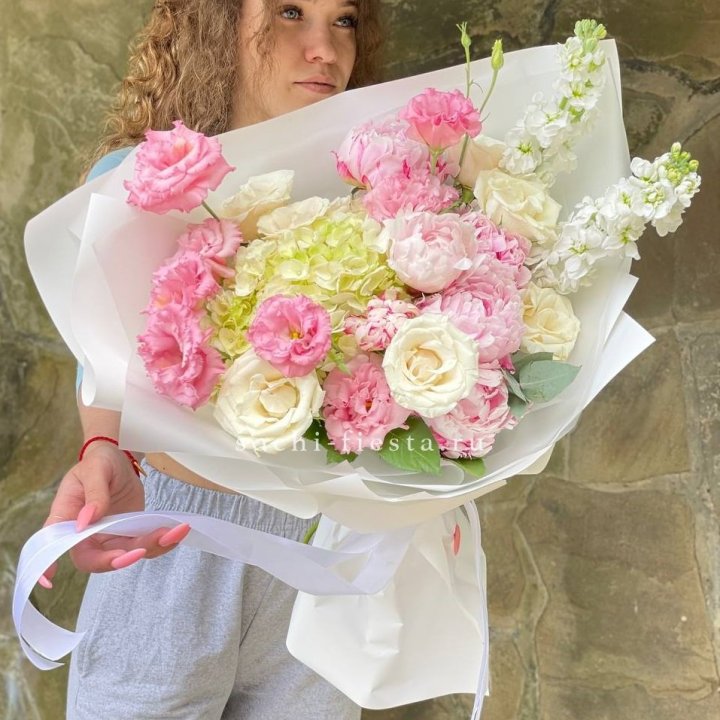 Букет с пионами №3 в Архангельске