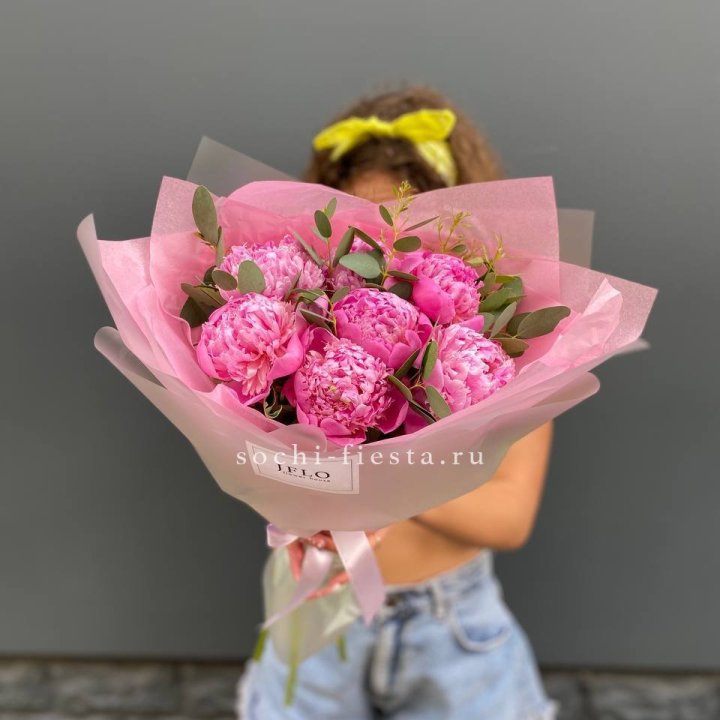 7 ярких пионов в оформлении в Архангельске