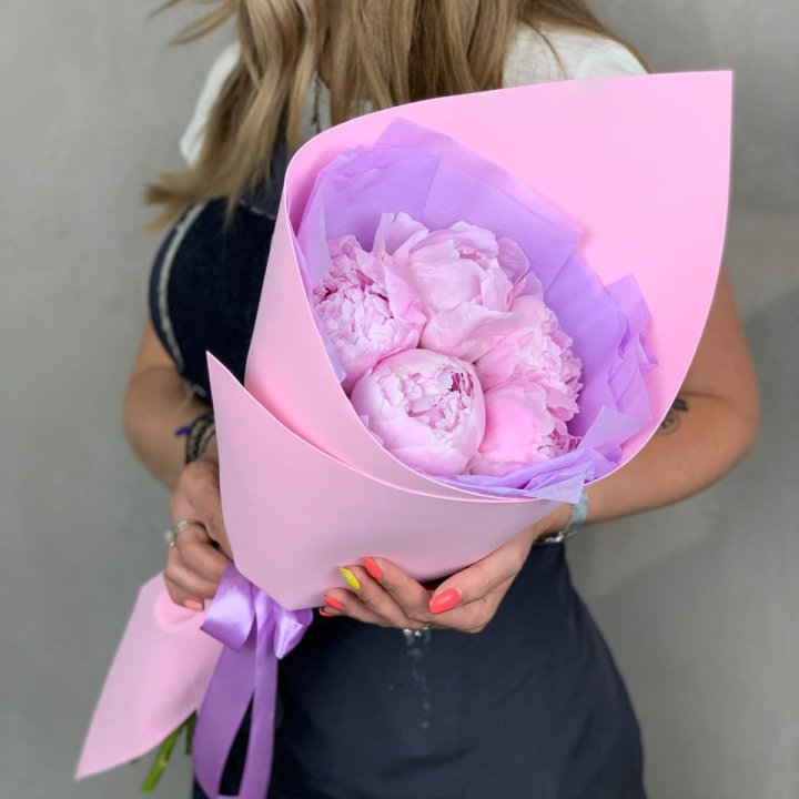 Букет пионов "Файв" в Архангельске